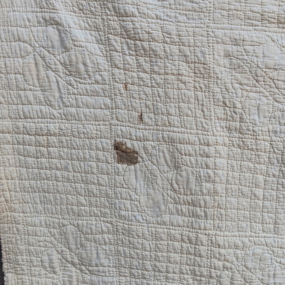 Vintage Butterfly Hand Quilted Quilt - Picture 3 of 16